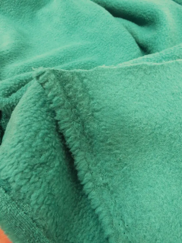 Fleece Fabric Solid / Kelly Green / 65 Yard Roll