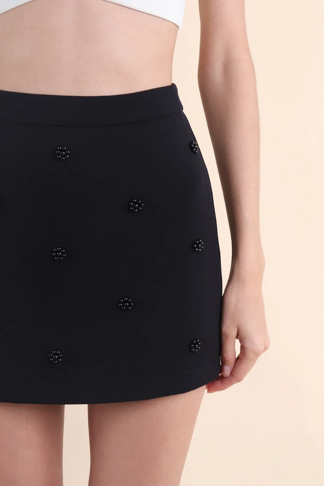 STARRY EMBELLISHED SKIRT IN BLACK